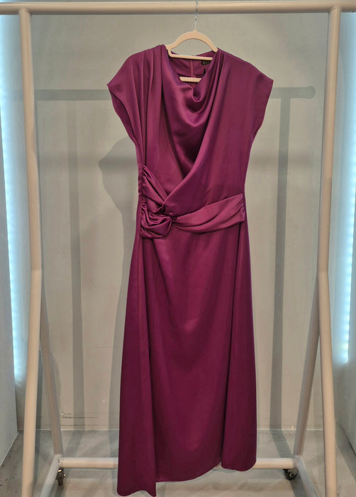 Maxi haljina kratkih rukava s prorezom