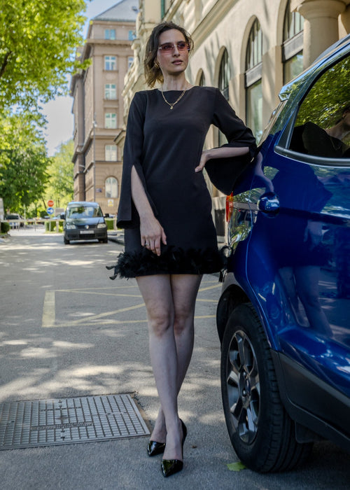 Crna kratka haljina, svečana haljina