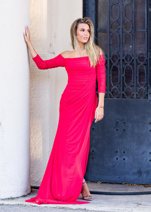 Svečana crvena haljina dugih rukava