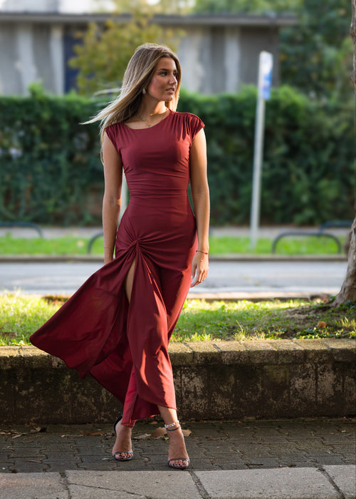 Haljina s prorezom za večernje izlaske