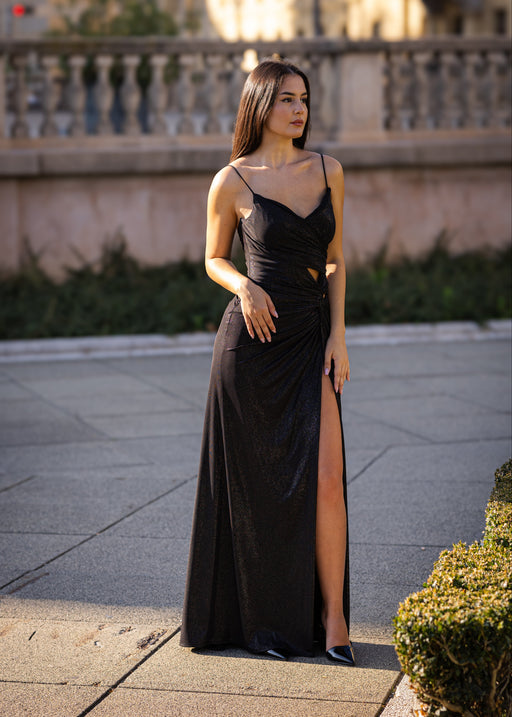 Duga haljina s tankim naramenicama i prorezom