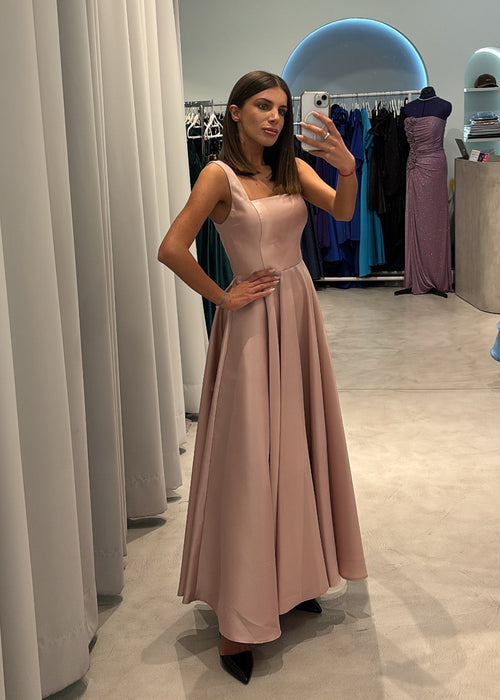 Maxi haljina sa širokim bretelama